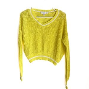 Urban Revivo Women's Long Sleeve Knit Shirt V-Neck Size USA 4/Our 36 Neon Yellow